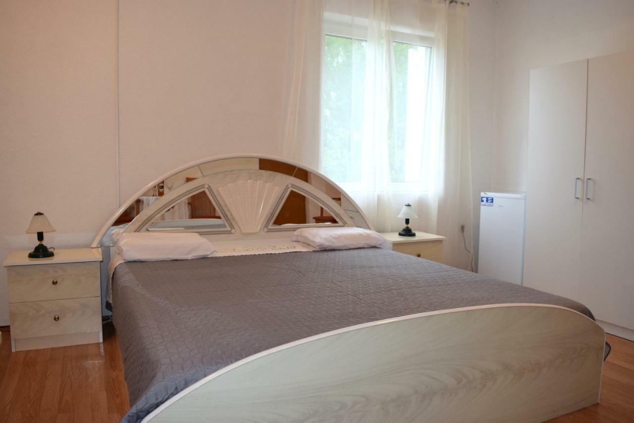Holiday Room Macukin Brela Exterior foto